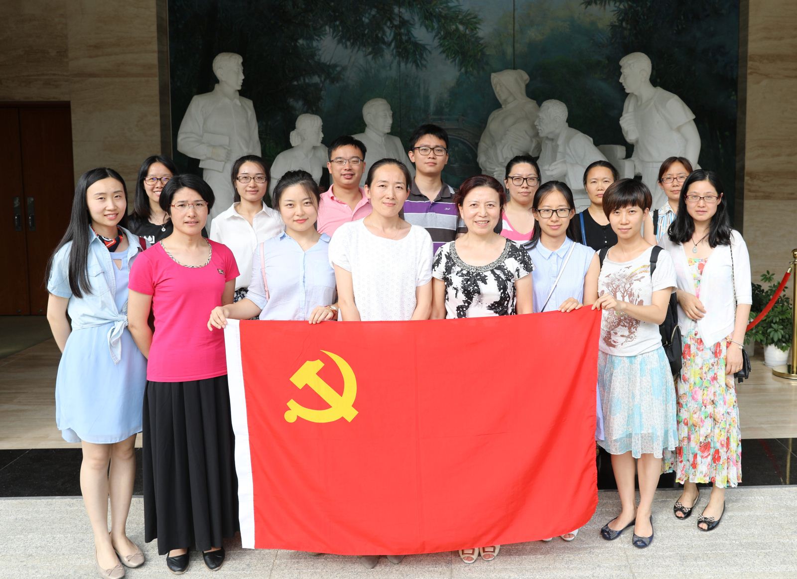 学习陈云五种精神，争做“两学一做”先锋 ——计算机科学与bat365中文官网入口师生党员赴陈云纪念馆参观学习