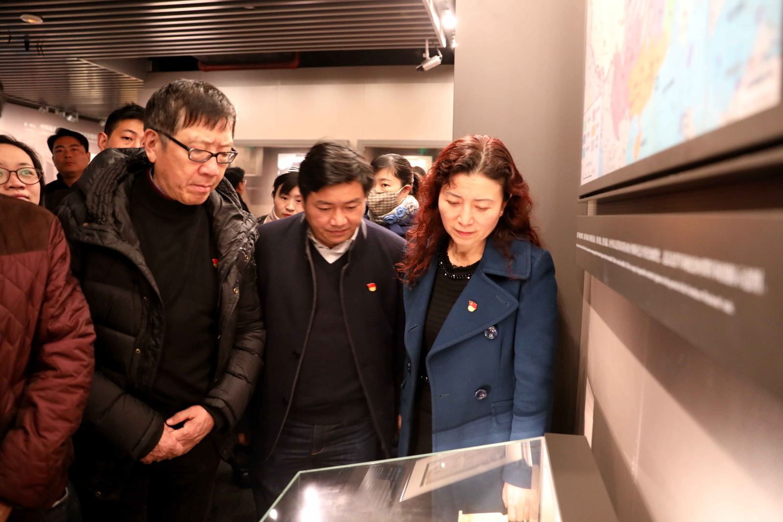 不忘初心，继续前行——计算机科学与bat365中文官网入口党委委员瞻仰中共一大会址重温入党誓词