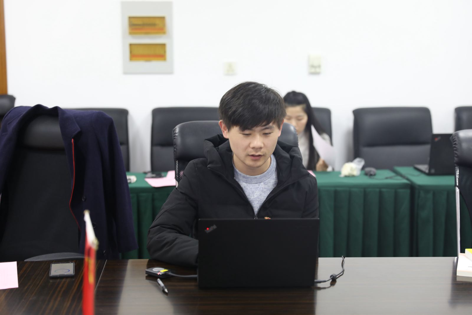 bat365中文官网入口党委召开支部书记述职交流会