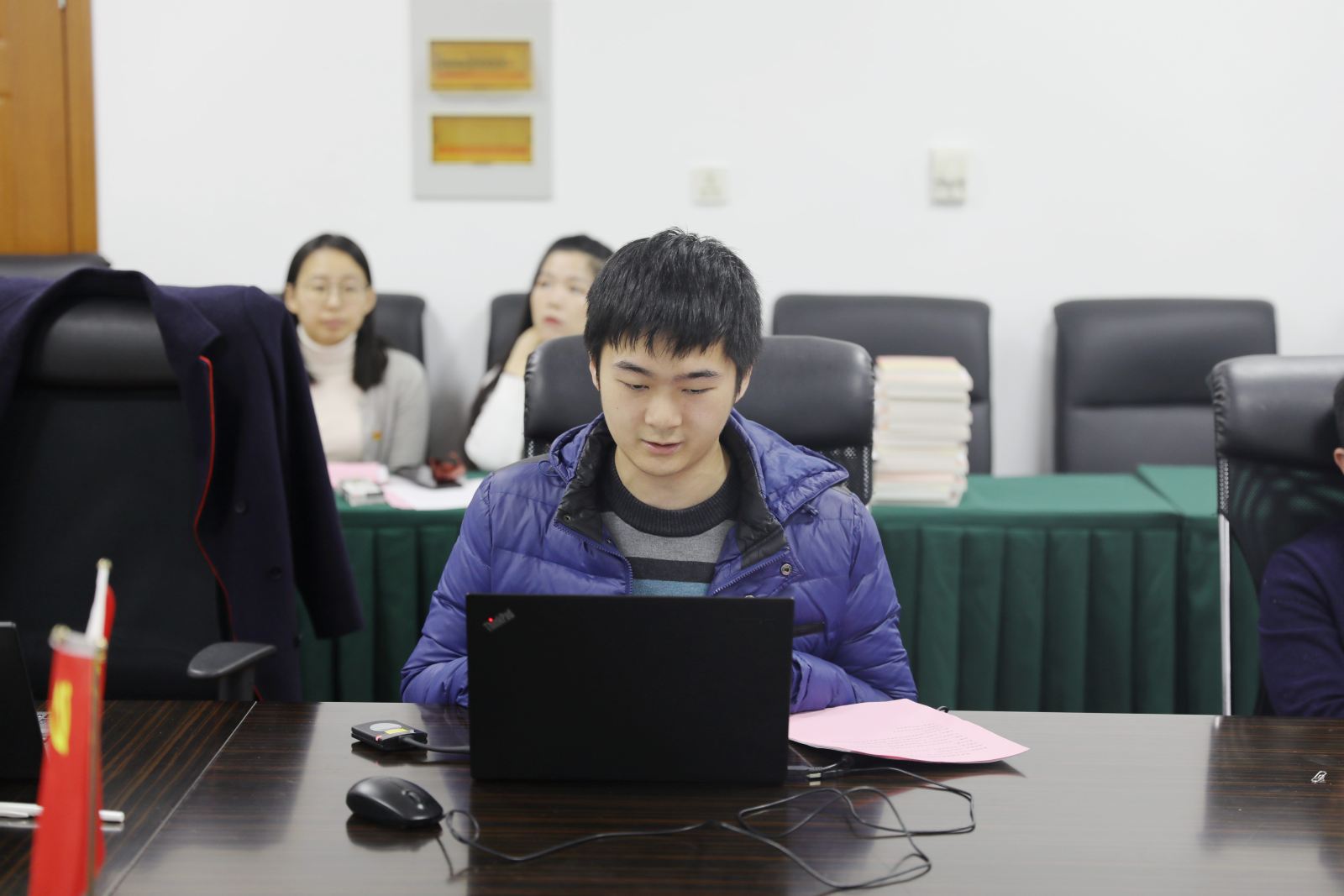 bat365中文官网入口党委召开支部书记述职交流会