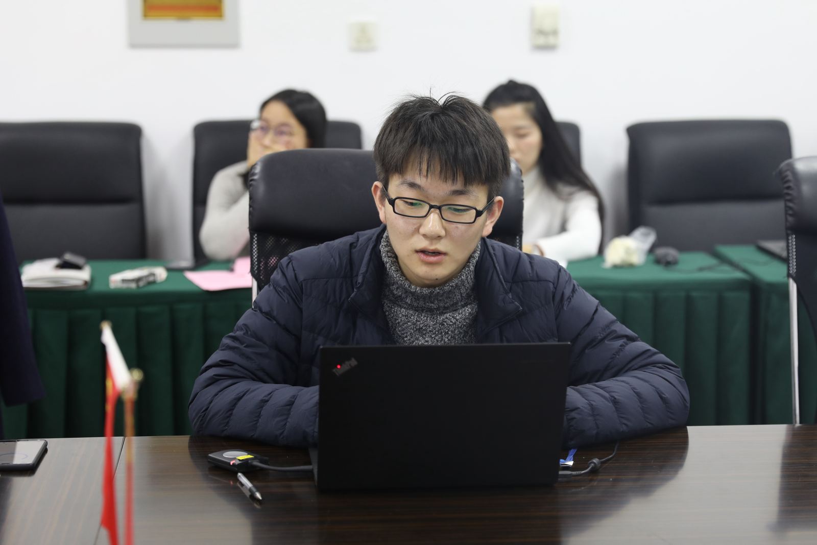 bat365中文官网入口党委召开支部书记述职交流会