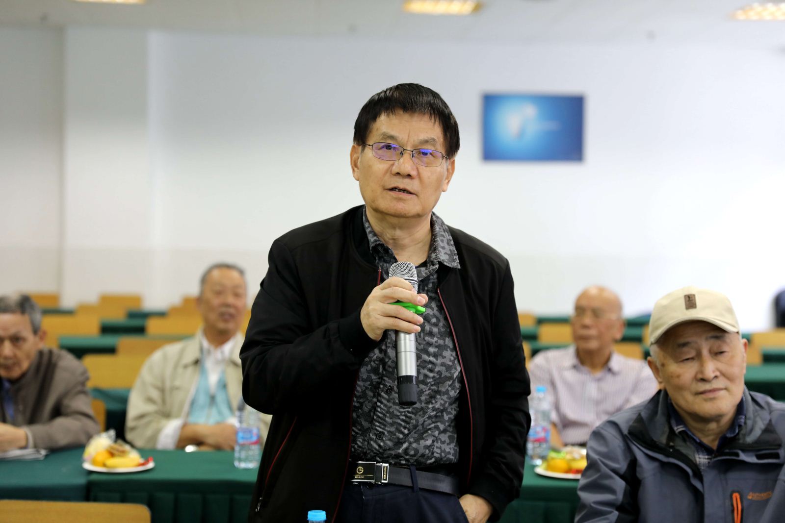 计算机科学与bat365中文官网入口举行敬老节茶话会