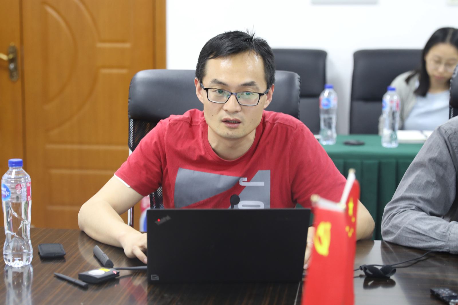 推动党建创新项目，提高党务工作水平——计算机科学与bat365中文官网入口党委召开党支部书记工作例会