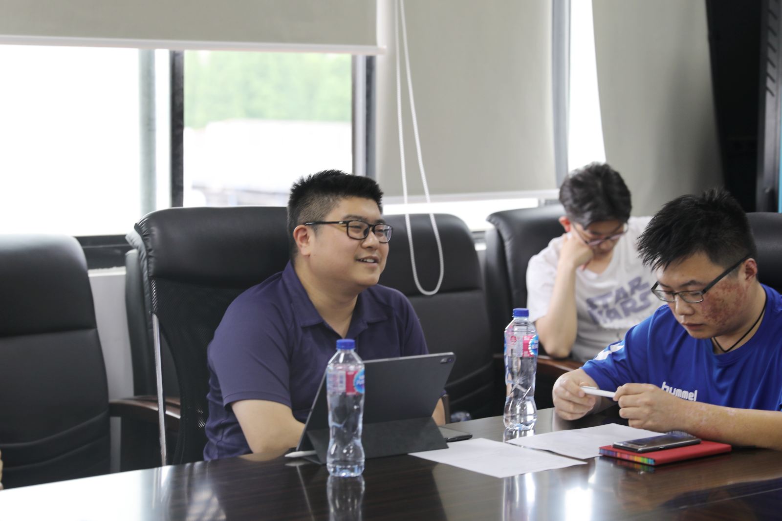 推动党建创新项目，提高党务工作水平——计算机科学与bat365中文官网入口党委召开党支部书记工作例会