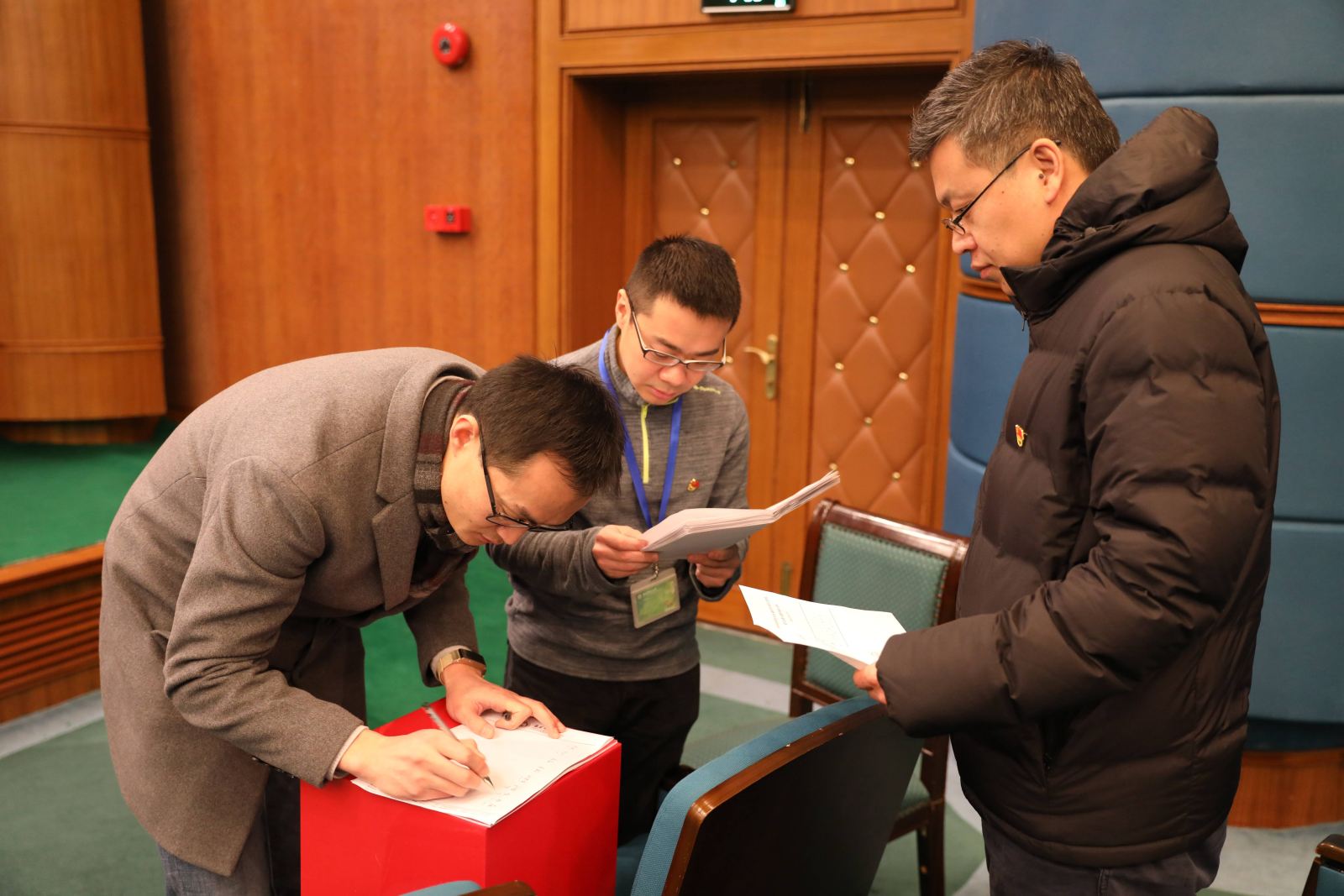 跨越新征程 聚力谱新篇——计算机科学与bat365中文官网入口举行第一次党员代表大会