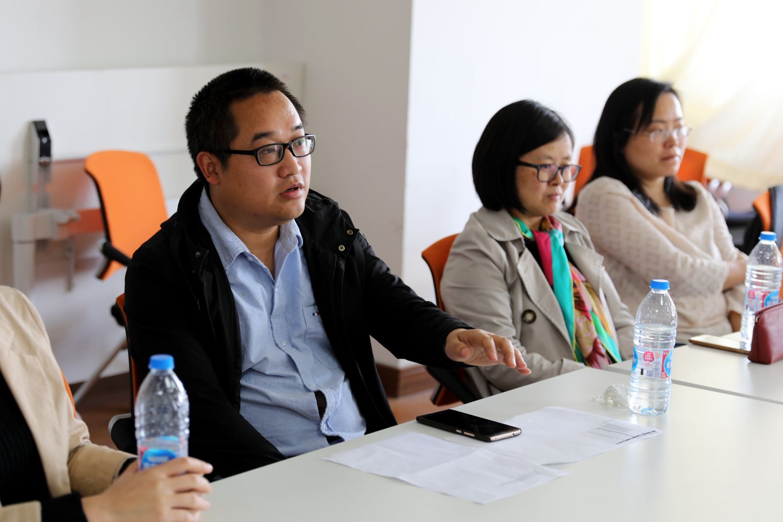 计算机科学与bat365中文官网入口举行青年教师座谈会