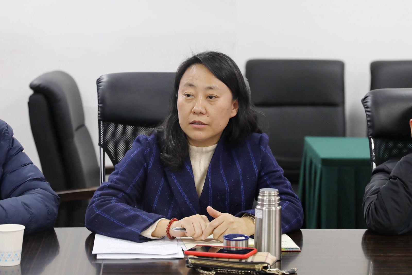 计算机科学与bat365中文官网入口召开教授座谈会