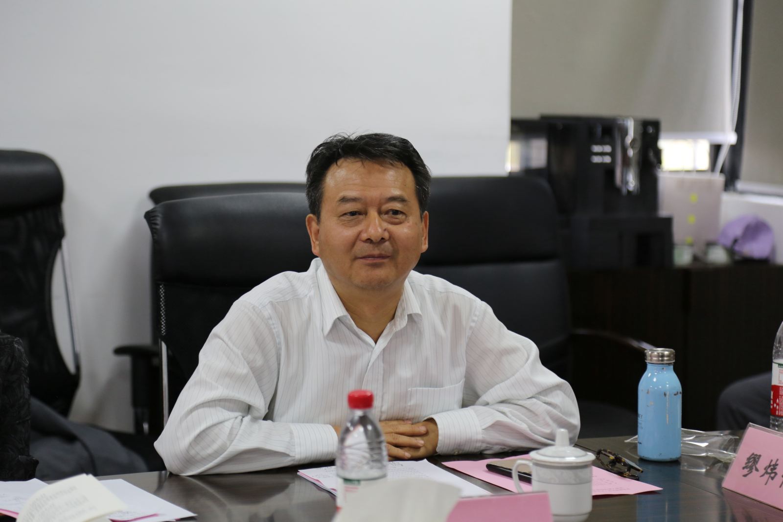 主题教育丨bat365中文官网入口举行“不忘初心、牢记使命”主题教育院领导班子第六次集中学习研讨：加强团队建设 提升育人合力和学术竞争力